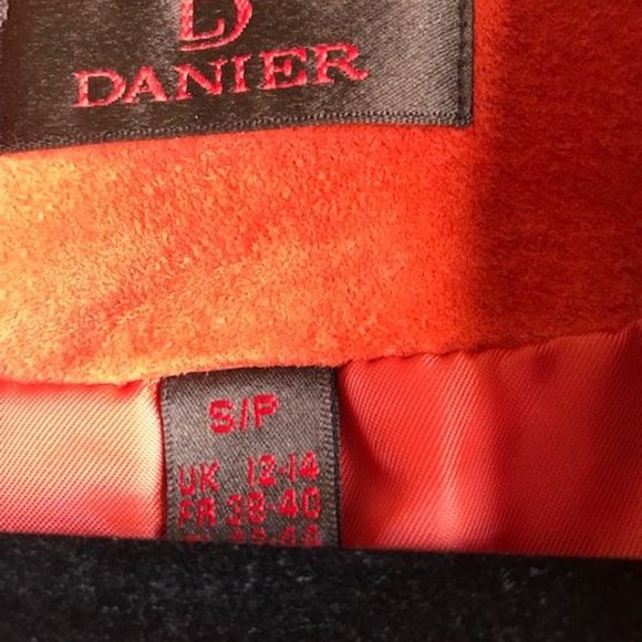 Suede Danier tailored, lined jacket. - Picture 2 of 8